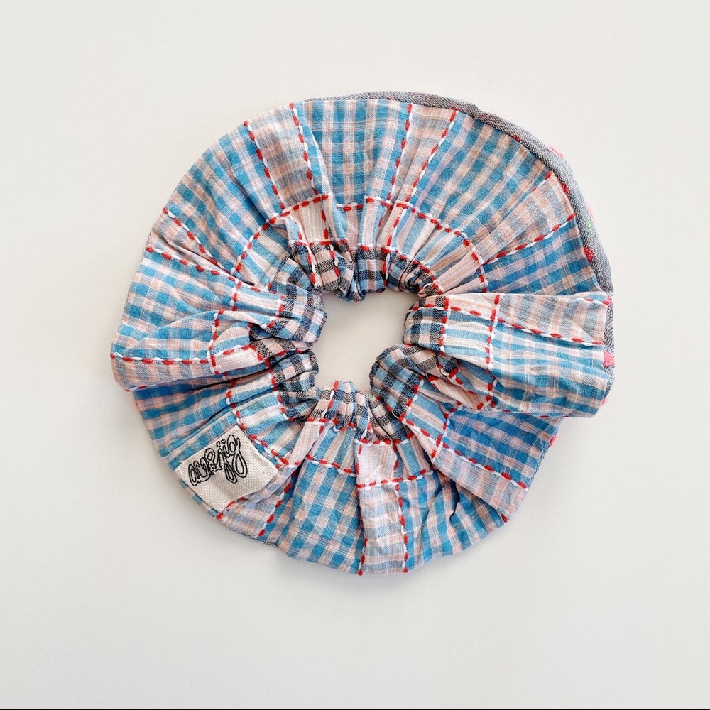 Ace and Jig Jumbo Scrunchie